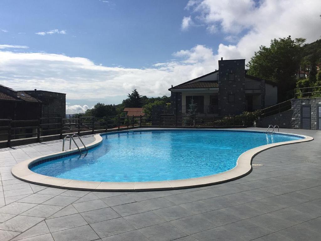 Armonie Del Lago - Lakeview Retreat With Private Garden, Pool & Jacuzzi Baveno Eksteriør bilde