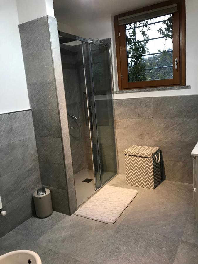 Armonie Del Lago - Lakeview Retreat With Private Garden, Pool & Jacuzzi Baveno Rom bilde